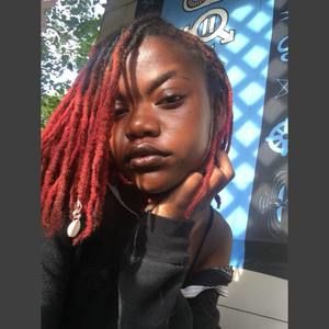 Meet your Posher, Zoe